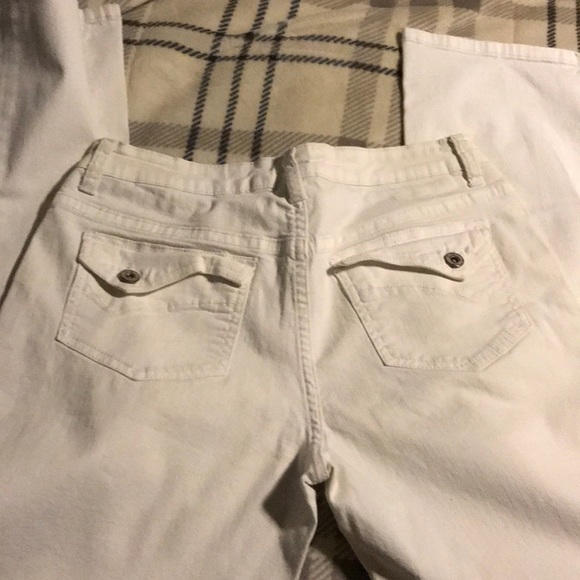 White jeans - Picture 4 of 6